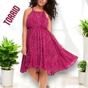 TORRID Women’s Mini Challis Halter Neck Hi-Low Dress In the Size 2/2X